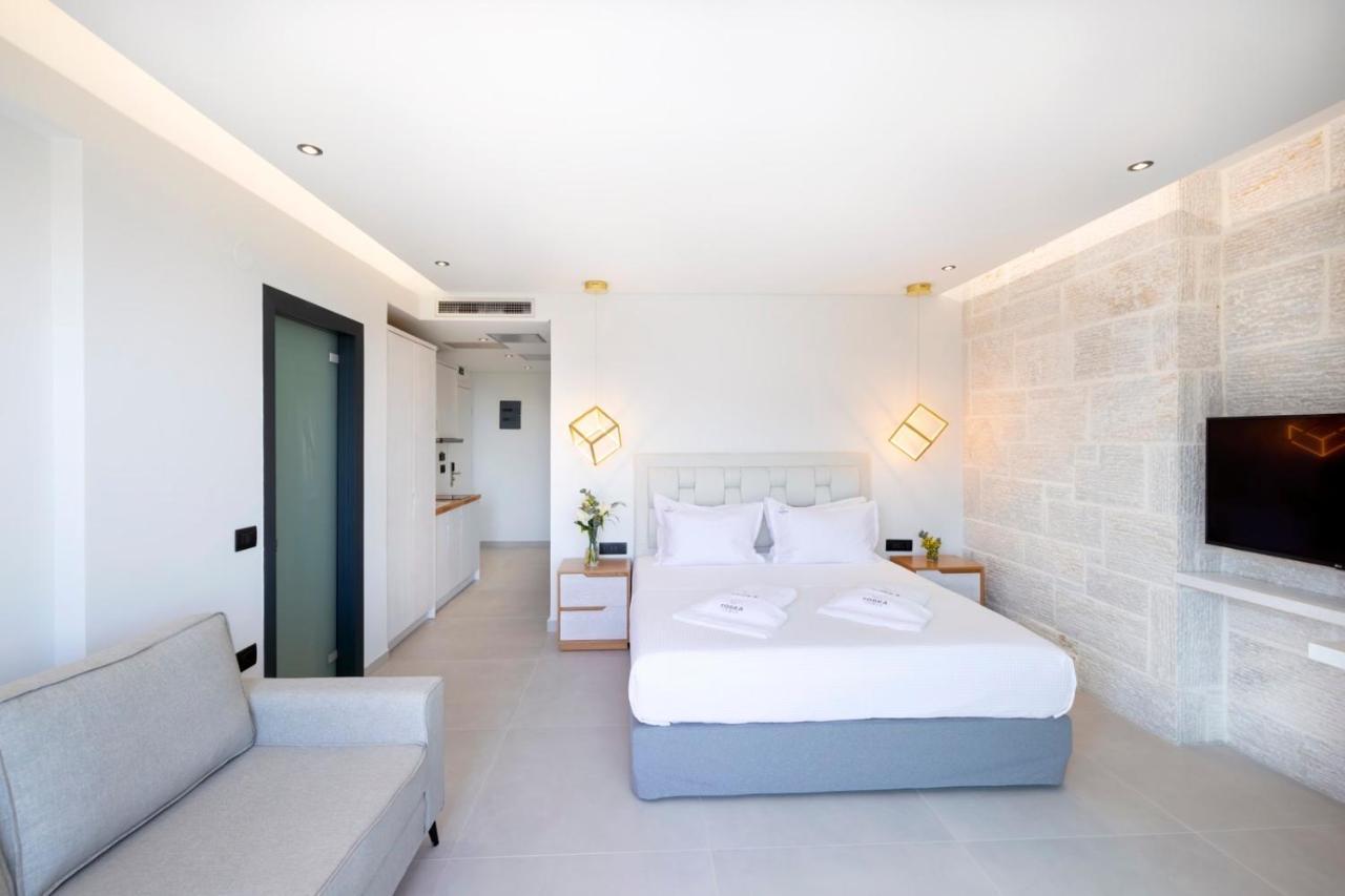 Toska Tower Aparthotel Chrysi Ammoudia Exterior foto